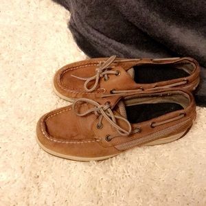 Sperry boat shoes